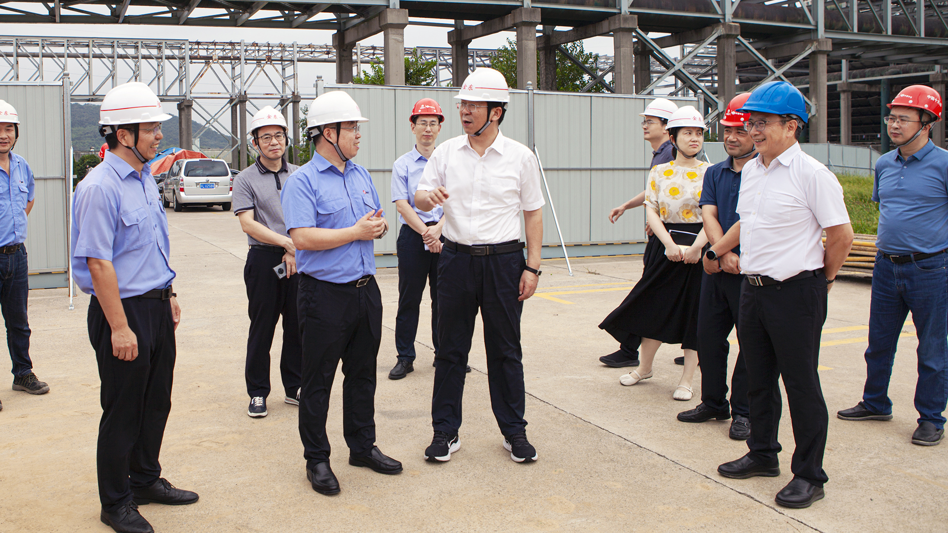 ZK常务副市长 (1).JPG ZK常务副市长 (1).JPG